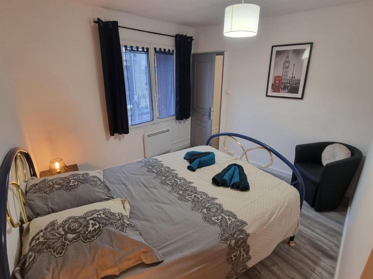 Appartement Rethel - Netflix - Marc & Cecile Exteriör bild